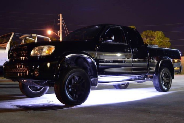 Những bản độ xe bán tải quá đà trở nên lố bịch - Hình 3 Nhung ban do xe ban tai qua da tro nen lo bich-Hinh-3