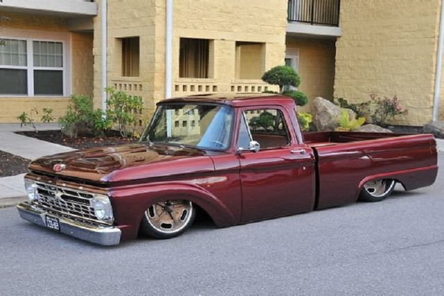 Những bản độ xe bán tải quá đà trở nên lố bịch - Hình 14 Nhung ban do xe ban tai qua da tro nen lo bich-Hinh-14