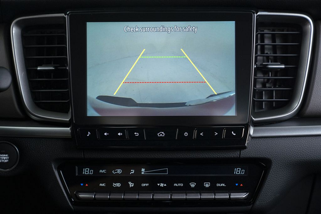 Ngắm Mazda BT-50 2021 giá khởi điểm 659 triệu đồng - Hình 13 Ngam Mazda BT-50 2021 gia khoi diem 659 trieu dong-Hinh-13