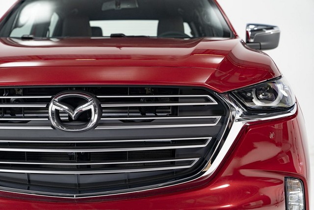 Ngắm Mazda BT-50 2021 giá khởi điểm 659 triệu đồng - Hình 4 Ngam Mazda BT-50 2021 gia khoi diem 659 trieu dong-Hinh-4