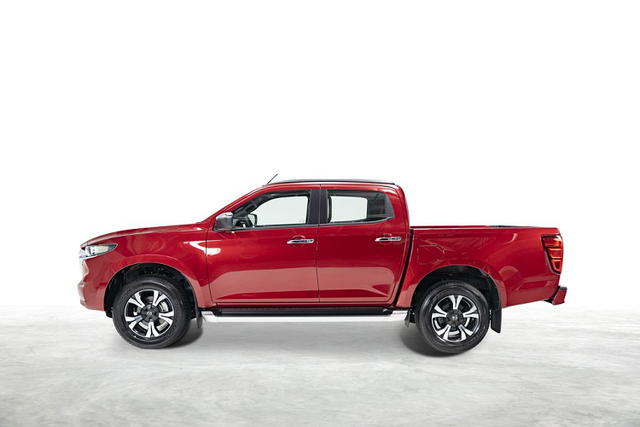 Ngắm Mazda BT-50 2021 giá khởi điểm 659 triệu đồng - Hình 16 Ngam Mazda BT-50 2021 gia khoi diem 659 trieu dong-Hinh-16