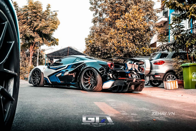 Ngắm bộ áo độc đáo của Ferrari 488 GTB Liberty Walk - Hình 7 Ngam bo ao doc dao cua Ferrari 488 GTB Liberty Walk-Hinh-7