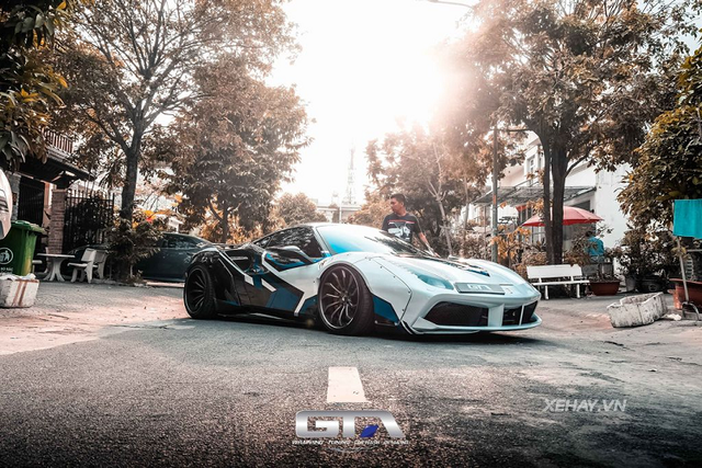 Ngắm bộ áo độc đáo của Ferrari 488 GTB Liberty Walk - Hình 4 Ngam bo ao doc dao cua Ferrari 488 GTB Liberty Walk-Hinh-4