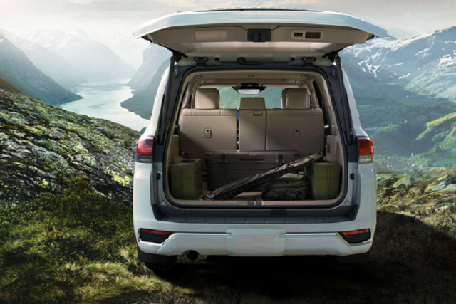 Chi tiet Toyota Land Cruiser 2022 sap ve Viet Nam-Hinh-12