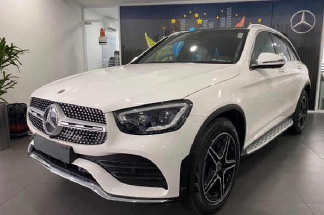 Mercedes-Benz GLC có nguy cơ cháy khi đang lăn bánh Mercedes-Benz GLC co nguy co chay khi dang lan banh