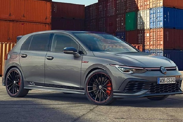 Lo dien ban thiet ke tuyet dep cua Volkswagen Golf GTI 45 Edition