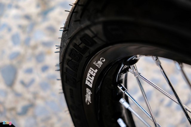 Honda Dream huyền thoại được dân chơi Sài Gòn chi hơn 100 triệu độ lại - Hình 7 Honda Dream huyen thoai duoc dan choi Sai Gon chi hon 100 trieu do lai-Hinh-7