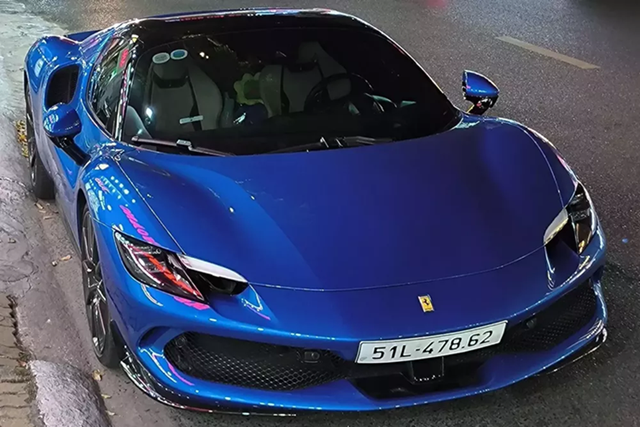 Đại gia Việt lái Ferrari 296 GTS hơn 23 tỷ ở Vũng Tàu Dai gia Viet lai Ferrari 296 GTS hon 23 ty o Vung Tau