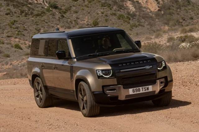 Vì sao Land Rover Defender EV liên tục hoãn xuất hiện? - Hình 2 Vi sao Land Rover Defender EV lien tuc hoan xuat hien?-Hinh-2