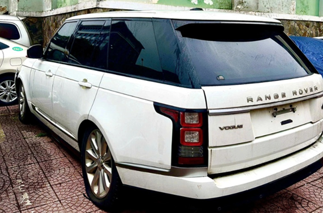 Chuẩn bị được đấu giá lô xe Range Rover và Lexus sung công quỹ - Hình 2 Chuan bi duoc dau gia lo xe Range Rover va Lexus sung cong quy-Hinh-2