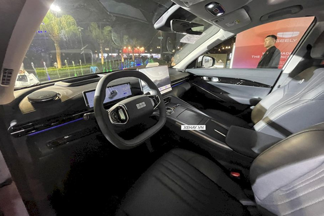 Ra mat xe dien Geely EX5 tai Viet Nam-Hinh-4