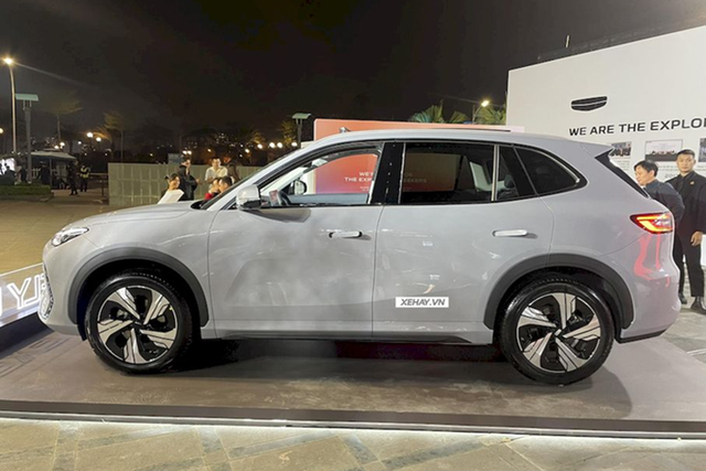 Ra mat xe dien Geely EX5 tai Viet Nam-Hinh-3