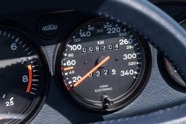 Porsche 959 Speedster 1987 độc nhất lên sàn với 44,1 tỷ đồng - Hình 7 Porsche 959 Speedster 1987 doc nhat len san voi 44,1 ty dong-Hinh-7