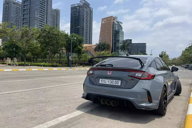 Honda Civic Type R và Mercedes-AMG G63 "biển cặp" của biker Sài thành - Hình 8 Honda Civic Type R va Mercedes-AMG G63