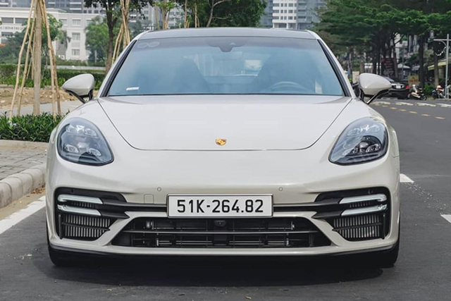 Porsche Panamera Turbo S 'tình cũ' của đại gia Vũ còn hơn 9 tỷ đồng - Hình 2 Porsche Panamera Turbo S 'tinh cu' cua dai gia Vu con hon 9 ty dong-Hinh-2
