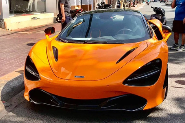 Đại gia Vũng Tàu khoe McLaren 720S Spider trong dàn xe 200 tỷ - Hình 5 Dai gia Vung Tau khoe McLaren 720S Spider trong dan xe 200 ty-Hinh-5