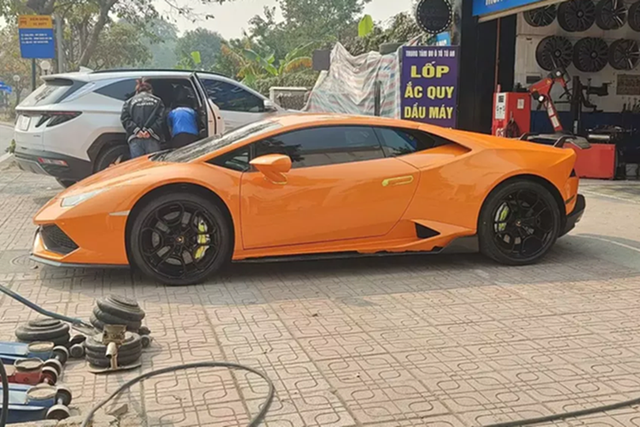 Dai gia Ha Noi tau Lamborghini Huracan bien sanh rong Da Nang-Hinh-7