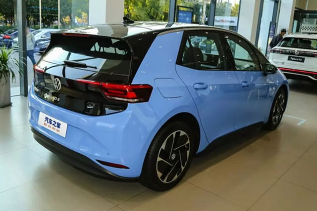 Volkswagen ID.3 2025 trình làng tại Trung Quốc giá từ 389 triệu đồng - Hình 3 Volkswagen ID.3 2025 trinh lang tai Trung Quoc gia tu 389 trieu dong-Hinh-3