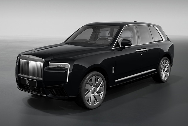 Siêu xe Rolls-Royce Cullinan Series II sắp được nhập về - Hình 9 Sieu xe Rolls-Royce Cullinan Series II sap duoc nhap ve-Hinh-9