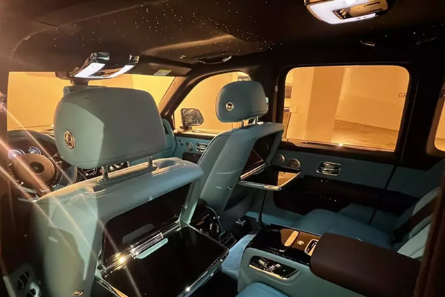 Siêu xe Rolls-Royce Cullinan Series II sắp được nhập về - Hình 5 Sieu xe Rolls-Royce Cullinan Series II sap duoc nhap ve-Hinh-5