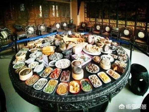 Đồ ăn thừa của hoàng đế nhà Thanh sau ngự thiện xử lý sao? - Hình 2 Do an thua cua hoang de nha Thanh sau ngu thien xu ly sao?-Hinh-2