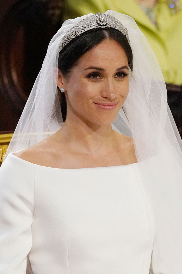 Vương miện của Nữ hoàng Elizabeth II sẽ do ai kế thừa? - Hình 9 Vuong mien cua Nu hoang Elizabeth II se do ai ke thua?-Hinh-9