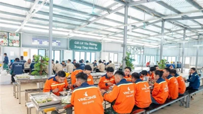 Chiến lược đằng sau kế hoạch tuyển dụng 100.000 công nhân cơ hữu của VinCons