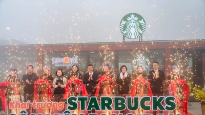 Khai trương cửa hàng Starbucks Fansipan đạt kỷ lục cao nhất châu Á