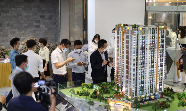 Bất động sản năm 2022 vẫn chịu áp lực tăng giá Bat dong san nam 2022 van chiu ap luc tang gia