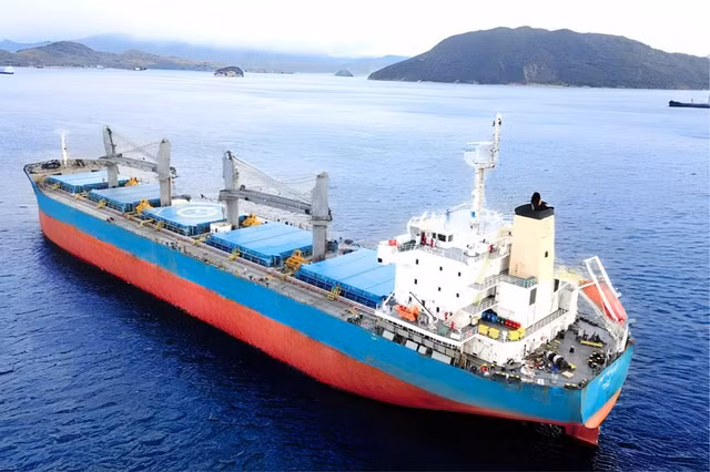 PVTrans dat ke hoach lai nam 2025 di lui 33%