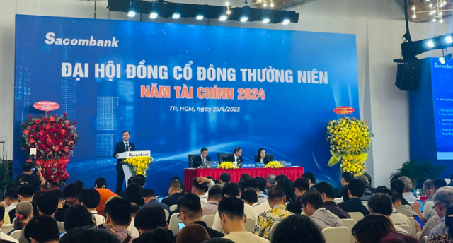 Lanh dao Sacombank phu nhan viec mua lai Chung khoan SBS