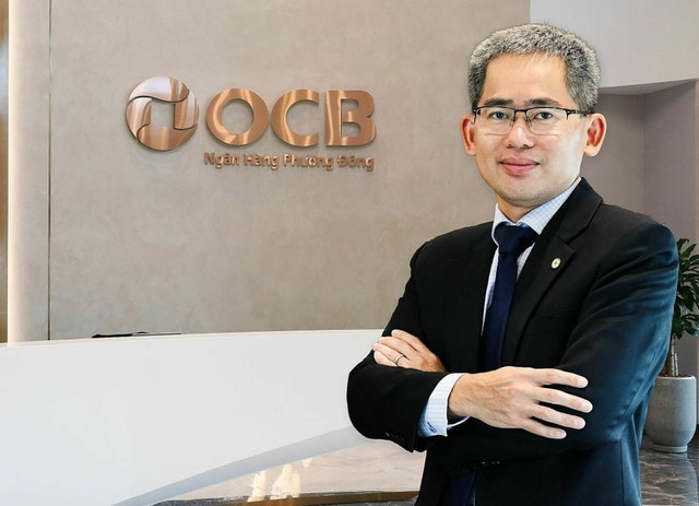 CEO Phạm Hồng Hải chi hơn 3 tỷ mua 300.000 cổ phiếu OCB CEO Pham Hong Hai chi hon 3 ty mua 300.000 co phieu OCB