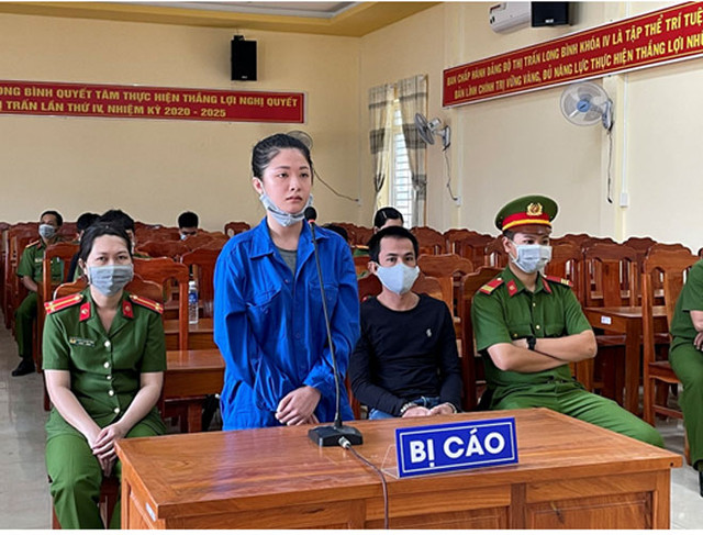 Cô gái lãnh án 9 tháng tù vì nhập cảnh trái phép Co gai lanh an 9 thang tu vi nhap canh trai phep
