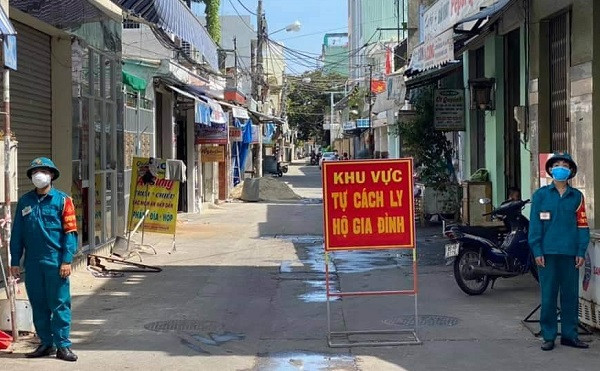 COVID-19 sáng 5/4: Việt Nam đã có 52.413 người được tiêm phòng vắc xin COVID-19 sang 5/4: Viet Nam da co 52.413 nguoi duoc tiem phong vac xin