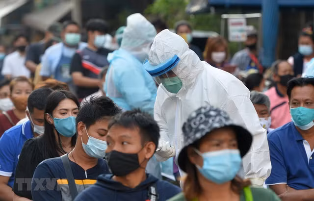 Ghi nhan them 8 ca nhiem COVID-19 trong cong dong