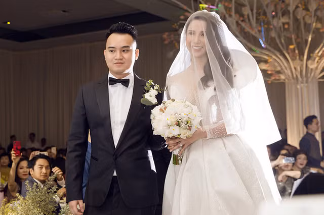 Gia the 'khung' cua thieu gia Pham Nghiem Duc vua ly hon ca si Diep Lam Anh-Hinh-7