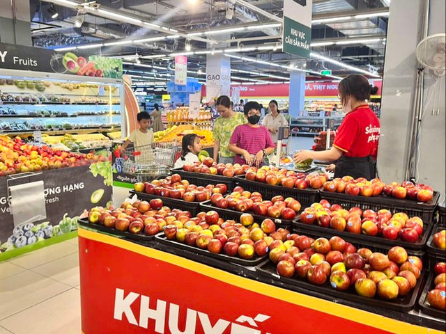 WinMart tặng quà khủng cho mẹ và bé mừng Quốc tế thiếu nhi - Hình 3 WinMart tang qua khung cho me va be mung Quoc te thieu nhi-Hinh-3