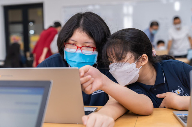 Hop tac voi Google va Samsung, Vinschool ung dung cong nghe, nang cao chat luong day - hoc-Hinh-3