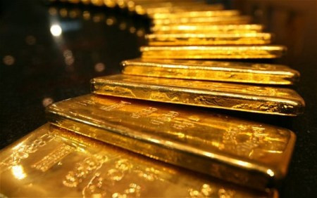Giá vàng hôm nay giảm xuống dưới 62 triệu đồng/lượng Gia vang hom nay giam xuong duoi 62 trieu dong/luong