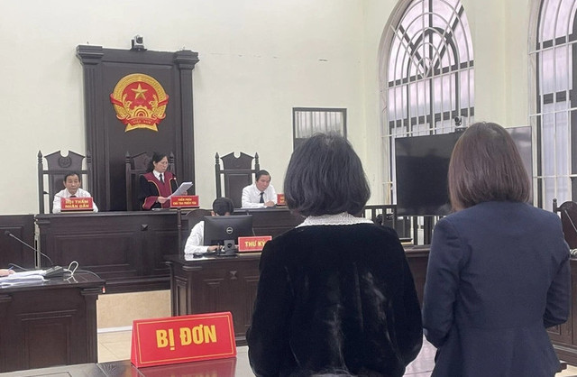 Vietcombank nói gì về vụ mất 11,9 tỉ được tòa tuyên bồi thường 700 triệu? Vietcombank noi gi ve vu mat 11,9 ti duoc toa tuyen boi thuong 700 trieu?
