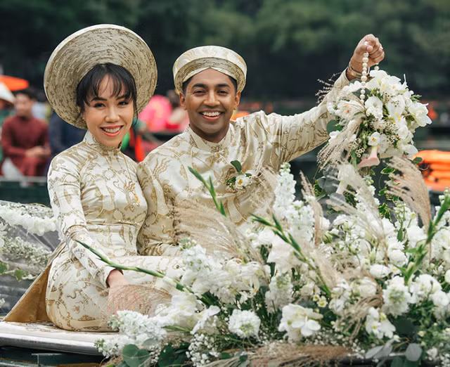 Ngam dam cuoi doc dao cua con gai doanh nhan Chu Thi Hong Anh