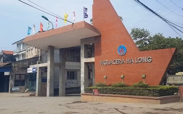 Viglacera Ha Long: Thua lo 11 quy lien tiep, loat lanh dao tu nhiem