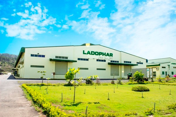 Chủ tịch Ladophar chi gần 17 tỷ đồng gom 1,3 triệu cổ phiếu LDP Chu tich Ladophar chi gan 17 ty dong gom 1,3 trieu co phieu LDP