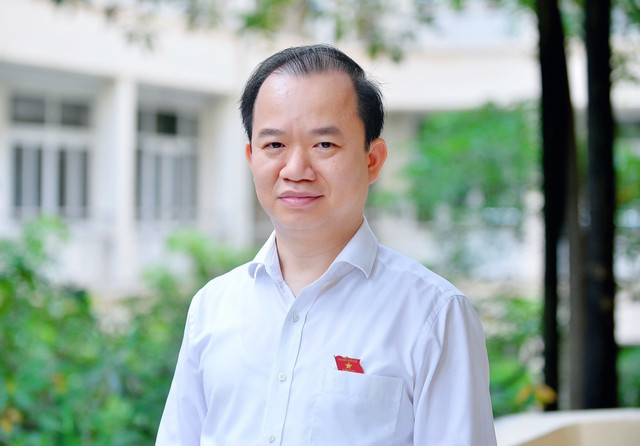 TS Bùi Hoài Sơn 12.jpg