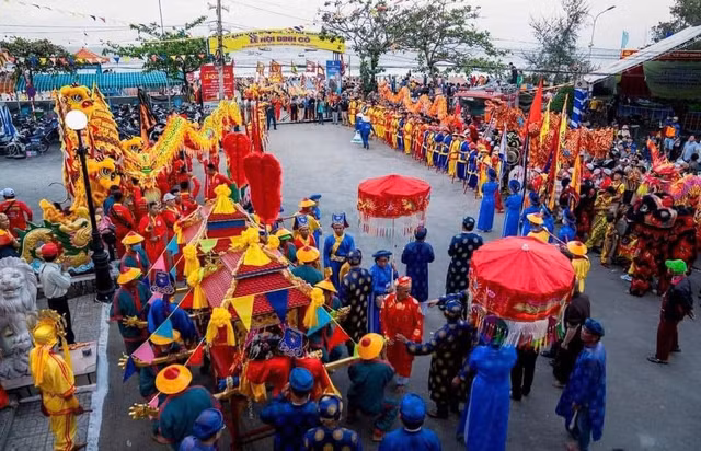 le-hoi-dinh-co.jpg