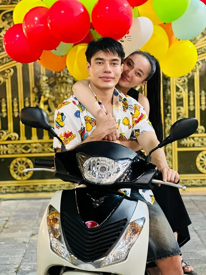 Đầu năm 2024, gia đình Lê Dương Bảo Lâm đã chuyển về căn biệt thự mới tại Đồng Nai. Ảnh: FBNV