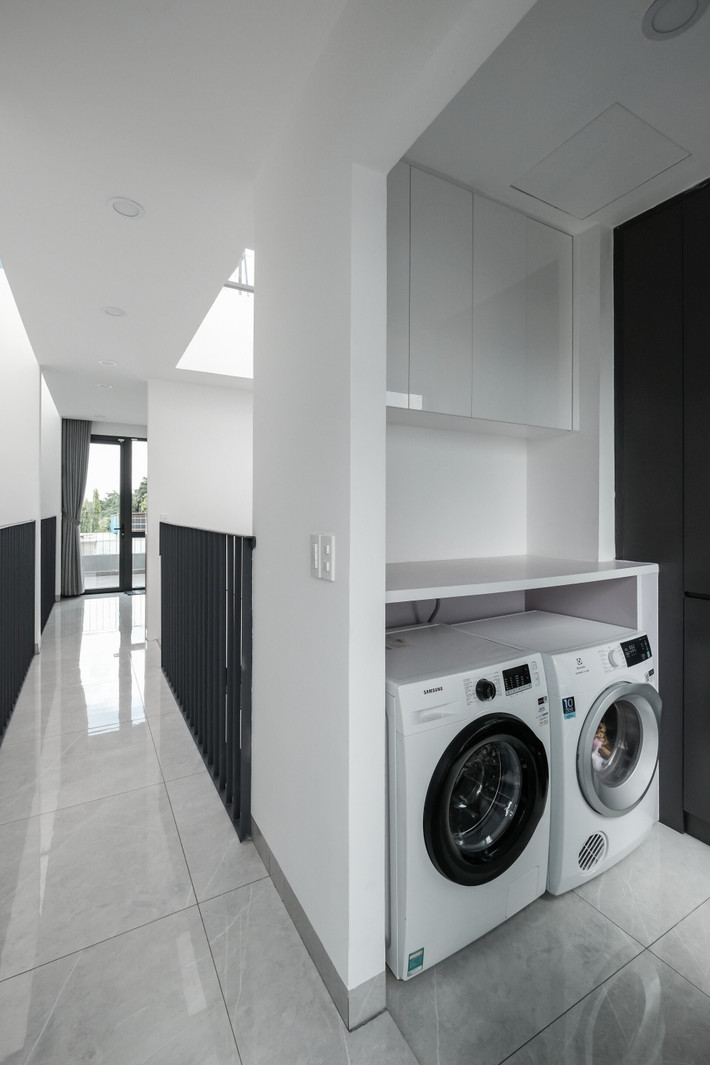 Các không gian được bố trí linh hoạt, tận dụng tối đa ánh sáng tự nhiên. Ảnh: 3A Design