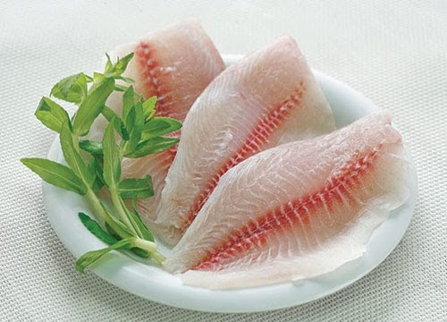 Với cá rô phi phi lê hoặc cá rô phi đã chế biến sẵn, giá có thể cao hơn, khoảng 80.000 đến 120.000 đồng/kg. Ảnh: Quekyfoods