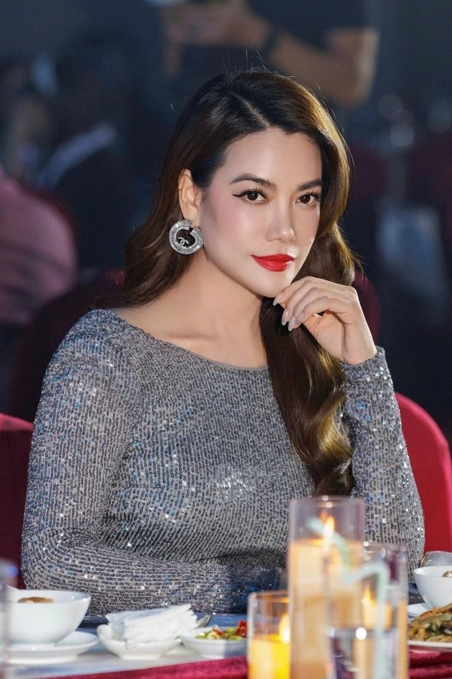 Trước khi bị bắt, Trương Ngọc Ánh được biết đến với vai trò người mẫu, diễn viên, nhà sản xuất phim và doanh nhân. Trương Ngọc Ánh sáng lập công ty giải trí, tham gia sản xuất phim và điều hành nhiều dự án bất động sản. Ảnh: Znews