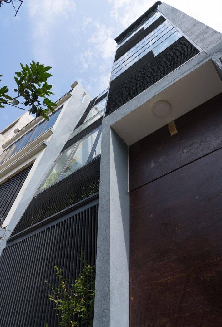Hà Nội là đô thị lớn với lượng dân cư đông đúc. Nguồn đất ở của thành phố luôn trong tình trạng khan hiếm. Do đó, đất chia lô được coi là giải pháp lý tưởng, và Kirin House cũng không ngoại lệ. Ảnh: Triệu Chiến